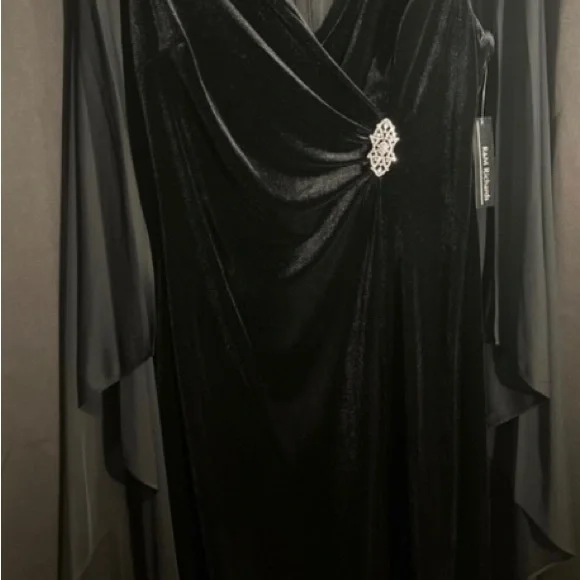 R&M Richards Size 10 Velvet Dress - Picture 4 of 4